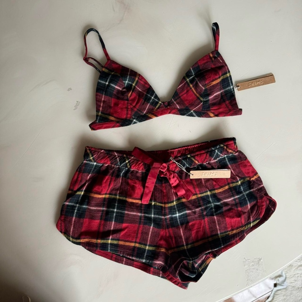 NWT SKIMS FLANNEL SLEEP RED HOLIDAY PLAID SET